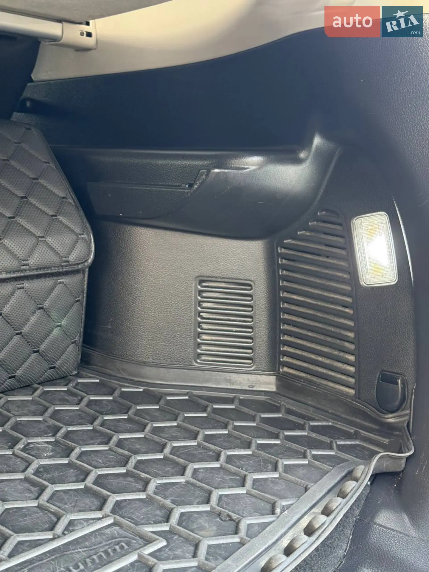 2015 Nissan X-Trail - мініатюра 29