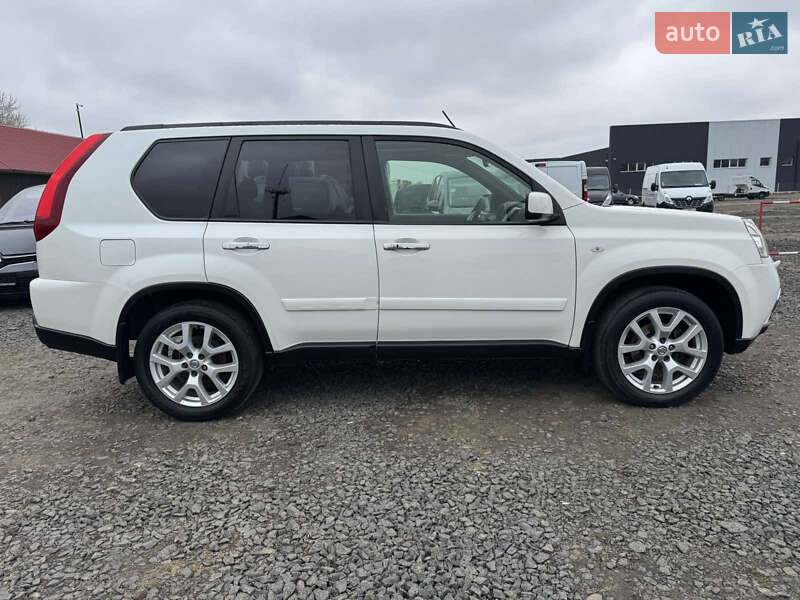 Внедорожник / Кроссовер Nissan X-Trail 2011 в Луцке