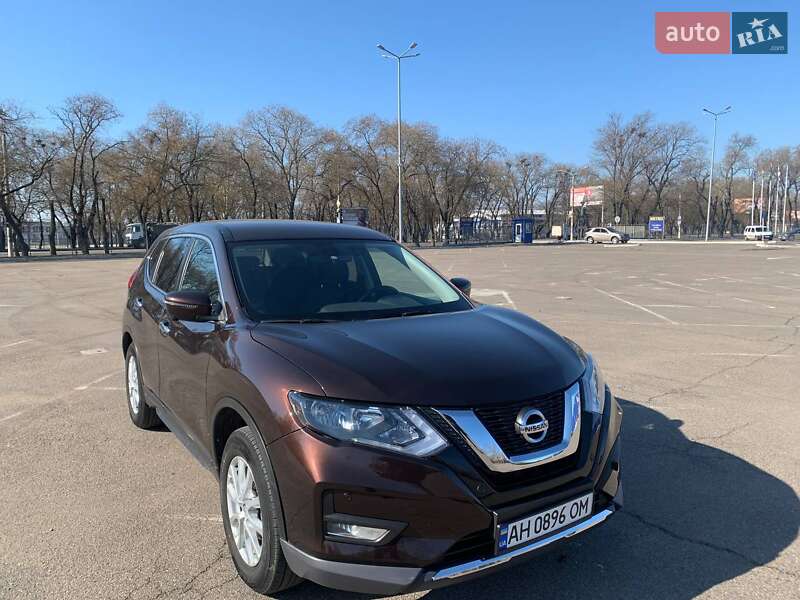 Позашляховик / Кросовер Nissan X-Trail 2020 в 