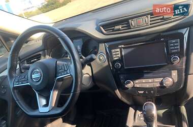 Позашляховик / Кросовер Nissan X-Trail 2020 в 