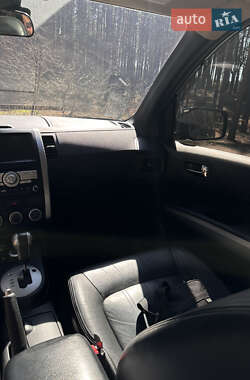 Внедорожник / Кроссовер Nissan X-Trail 2010 в 