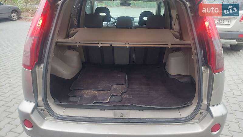 Внедорожник / Кроссовер Nissan X-Trail 2005 в Ивано-Франковске