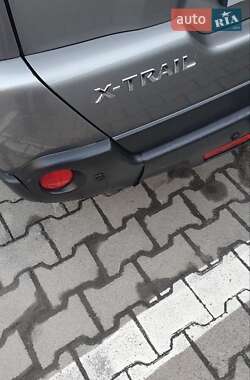 Внедорожник / Кроссовер Nissan X-Trail 2007 в 