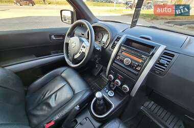 Позашляховик / Кросовер Nissan X-Trail 2012 в 