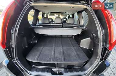 Позашляховик / Кросовер Nissan X-Trail 2012 в 