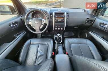 Позашляховик / Кросовер Nissan X-Trail 2012 в 