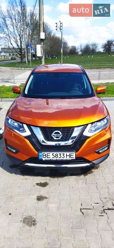Позашляховик / Кросовер Nissan X-Trail 2018 в 