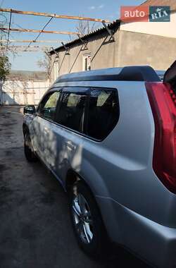 Внедорожник / Кроссовер Nissan X-Trail 2014 в 