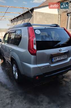 Внедорожник / Кроссовер Nissan X-Trail 2014 в 