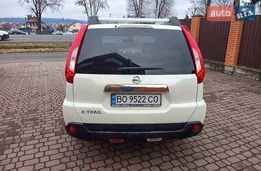 Внедорожник / Кроссовер Nissan X-Trail 2012 в 
