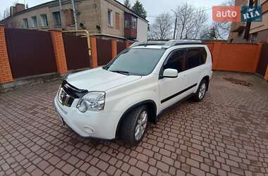 Внедорожник / Кроссовер Nissan X-Trail 2012 в 