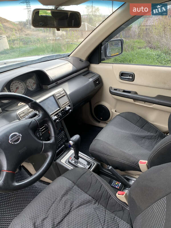 Позашляховик / Кросовер Nissan X-Trail 2002 в Харкові