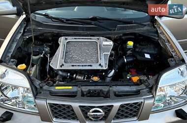 Внедорожник / Кроссовер Nissan X-Trail 2005 в 