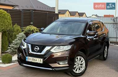 Позашляховик / Кросовер Nissan X-Trail 2018 в 