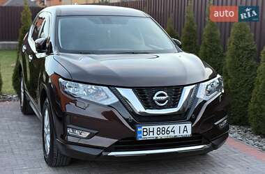 Позашляховик / Кросовер Nissan X-Trail 2018 в 