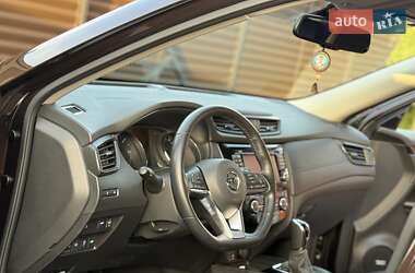 Позашляховик / Кросовер Nissan X-Trail 2018 в 