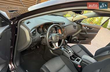Позашляховик / Кросовер Nissan X-Trail 2018 в 