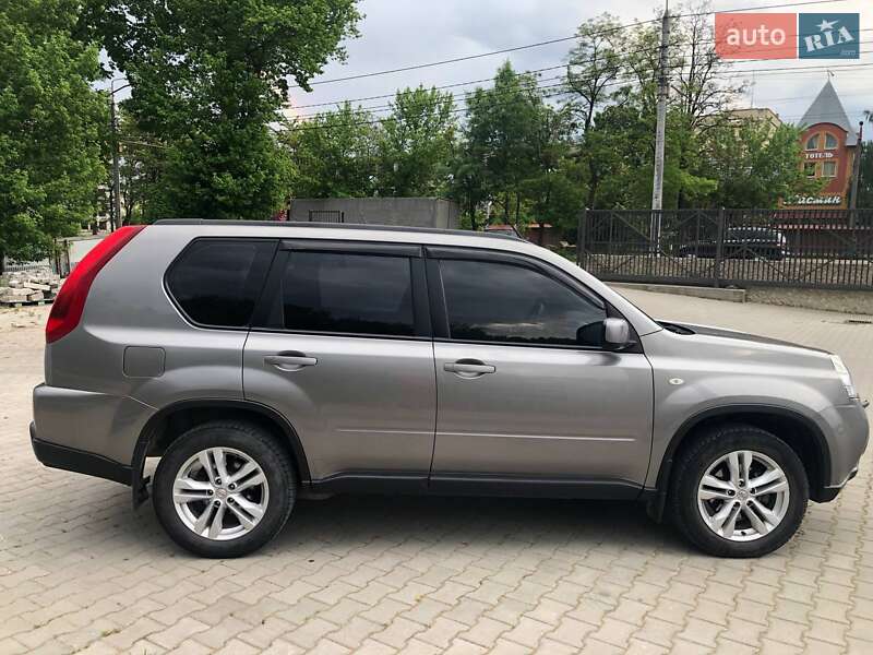 Позашляховик / Кросовер Nissan X-Trail 2012 в Тернополі