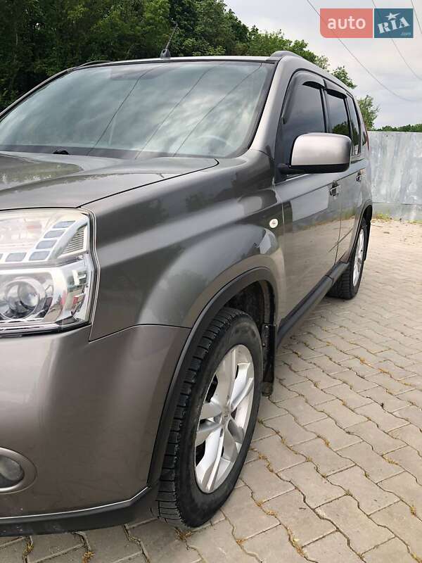 Позашляховик / Кросовер Nissan X-Trail 2012 в Тернополі