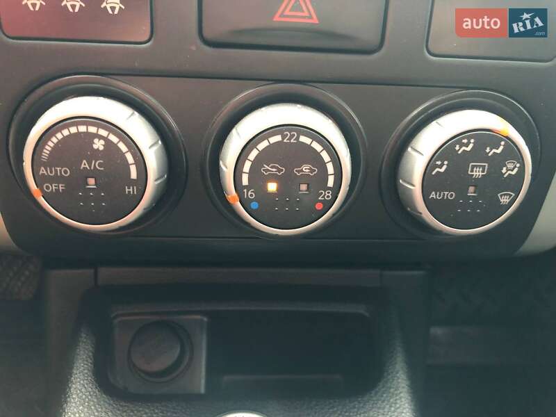 Позашляховик / Кросовер Nissan X-Trail 2012 в Тернополі