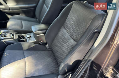 Позашляховик / Кросовер Nissan X-Trail 2021 в 