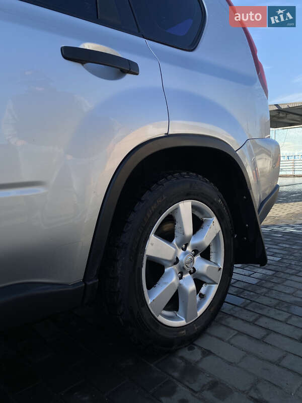 Позашляховик / Кросовер Nissan X-Trail 2008 в Малині