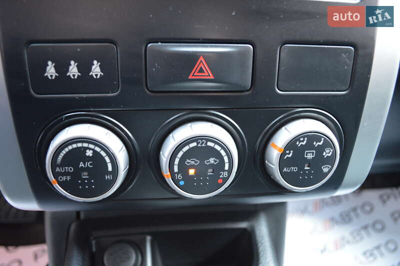 Внедорожник / Кроссовер Nissan X-Trail 2012 в Львове