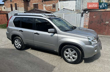 Внедорожник / Кроссовер Nissan X-Trail 2010 в 