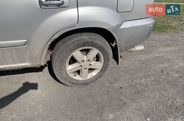 Внедорожник / Кроссовер Nissan X-Trail 2003 в 
