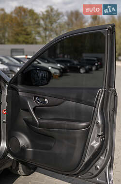 Позашляховик / Кросовер Nissan X-Trail 2021 в 
