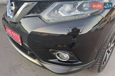 Внедорожник / Кроссовер Nissan X-Trail 2015 в 