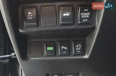 Внедорожник / Кроссовер Nissan X-Trail 2015 в 
