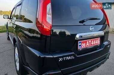 Позашляховик / Кросовер Nissan X-Trail 2012 в 