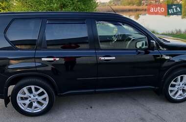 Позашляховик / Кросовер Nissan X-Trail 2012 в 
