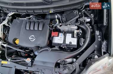 Позашляховик / Кросовер Nissan X-Trail 2012 в 