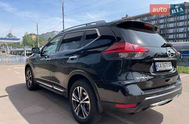 Позашляховик / Кросовер Nissan X-Trail 2021 в 