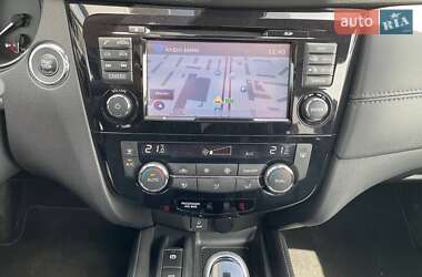Позашляховик / Кросовер Nissan X-Trail 2021 в 