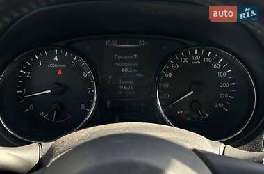 Позашляховик / Кросовер Nissan X-Trail 2019 в 