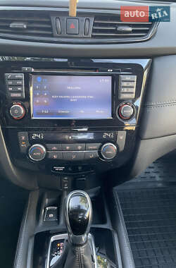 Позашляховик / Кросовер Nissan X-Trail 2021 в 