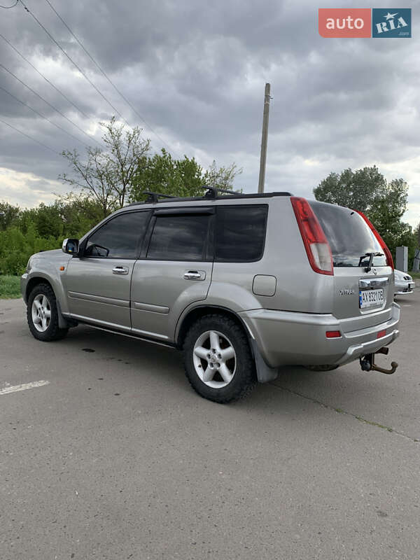 Позашляховик / Кросовер Nissan X-Trail 2002 в Харкові