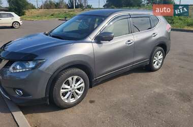 Позашляховик / Кросовер Nissan X-Trail 2016 в Кривому Розі