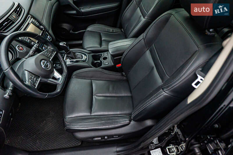 Внедорожник / Кроссовер Nissan X-Trail 2019 в Киеве