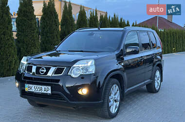 Позашляховик / Кросовер Nissan X-Trail 2011 в Рівному