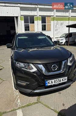 Позашляховик / Кросовер Nissan X-Trail 2017 в Дніпрі