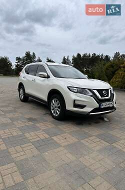 Внедорожник / Кроссовер Nissan X-Trail 2021 в 