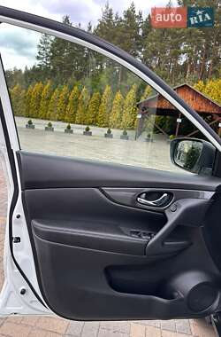 Внедорожник / Кроссовер Nissan X-Trail 2021 в 