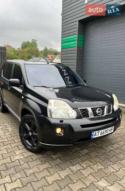 Позашляховик / Кросовер Nissan X-Trail 2007 в Коломиї