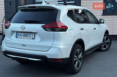Внедорожник / Кроссовер Nissan X-Trail 2018 в 