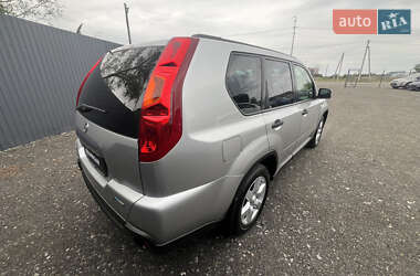 Позашляховик / Кросовер Nissan X-Trail 2010 в 