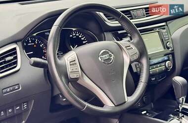 Внедорожник / Кроссовер Nissan X-Trail 2014 в 